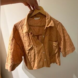 Cute Button-Up Cropped Linen Shirt